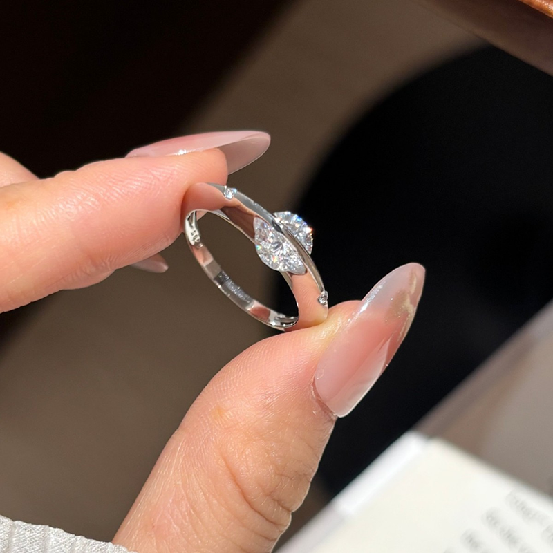 Floating Stone Silver Ring