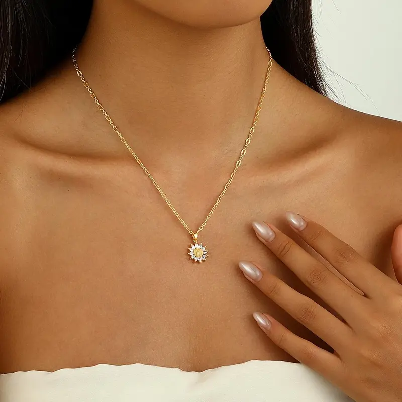 Floral Sparkle Pendant Necklace