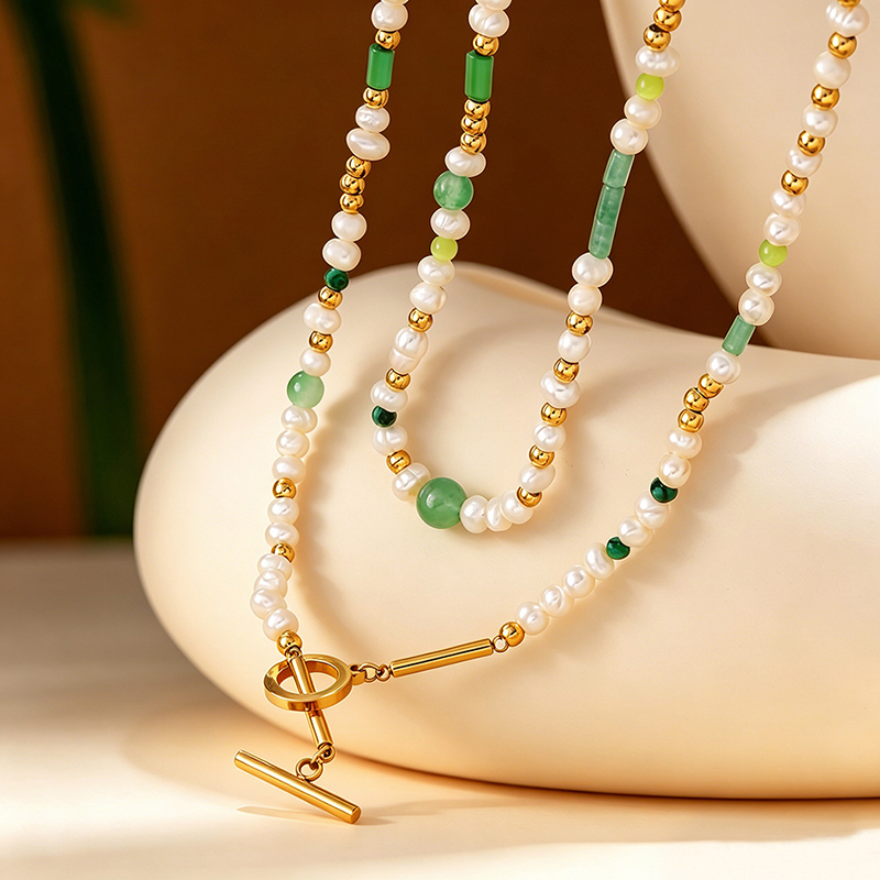 Green Pearl Beaded Necklace