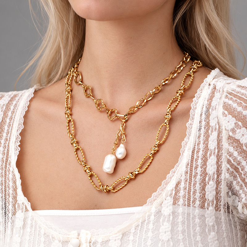 Vintage Gold Floral Charm Necklace